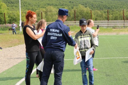 ДЕТСКИЕ СОРЕВНОВАНИЯ ПО ПОЖАРНО-ПРИКЛАДНОМУ СПОРТУ НА СНЕЖНОЙ ДОЛИНЕ